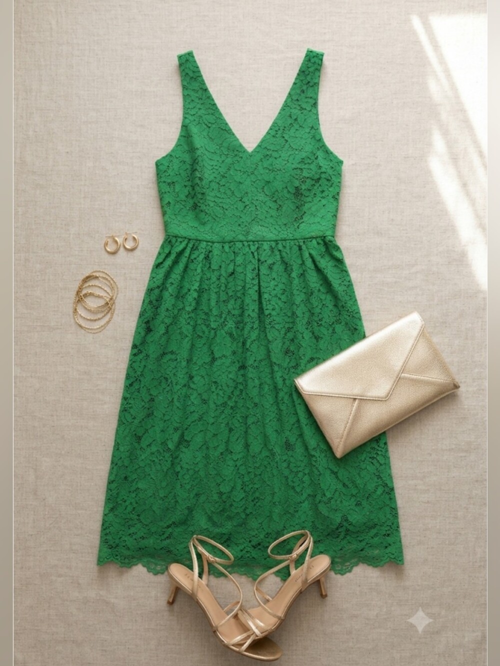 EUC Simply Vera Vera Wang Green Lace V-Neck Midi Dress, XS